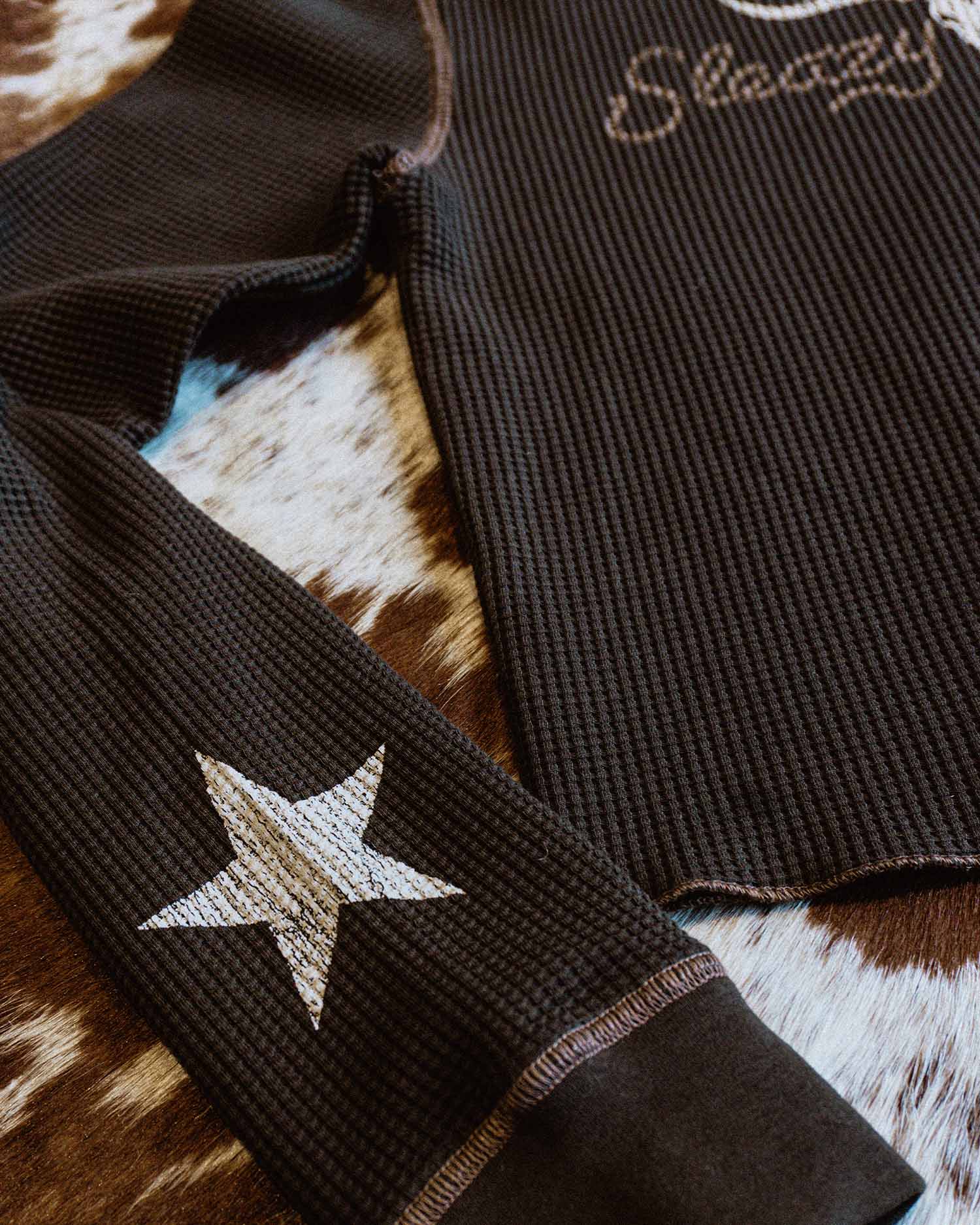 Longhorn Waffle Long Sleeve Top - Charcoal