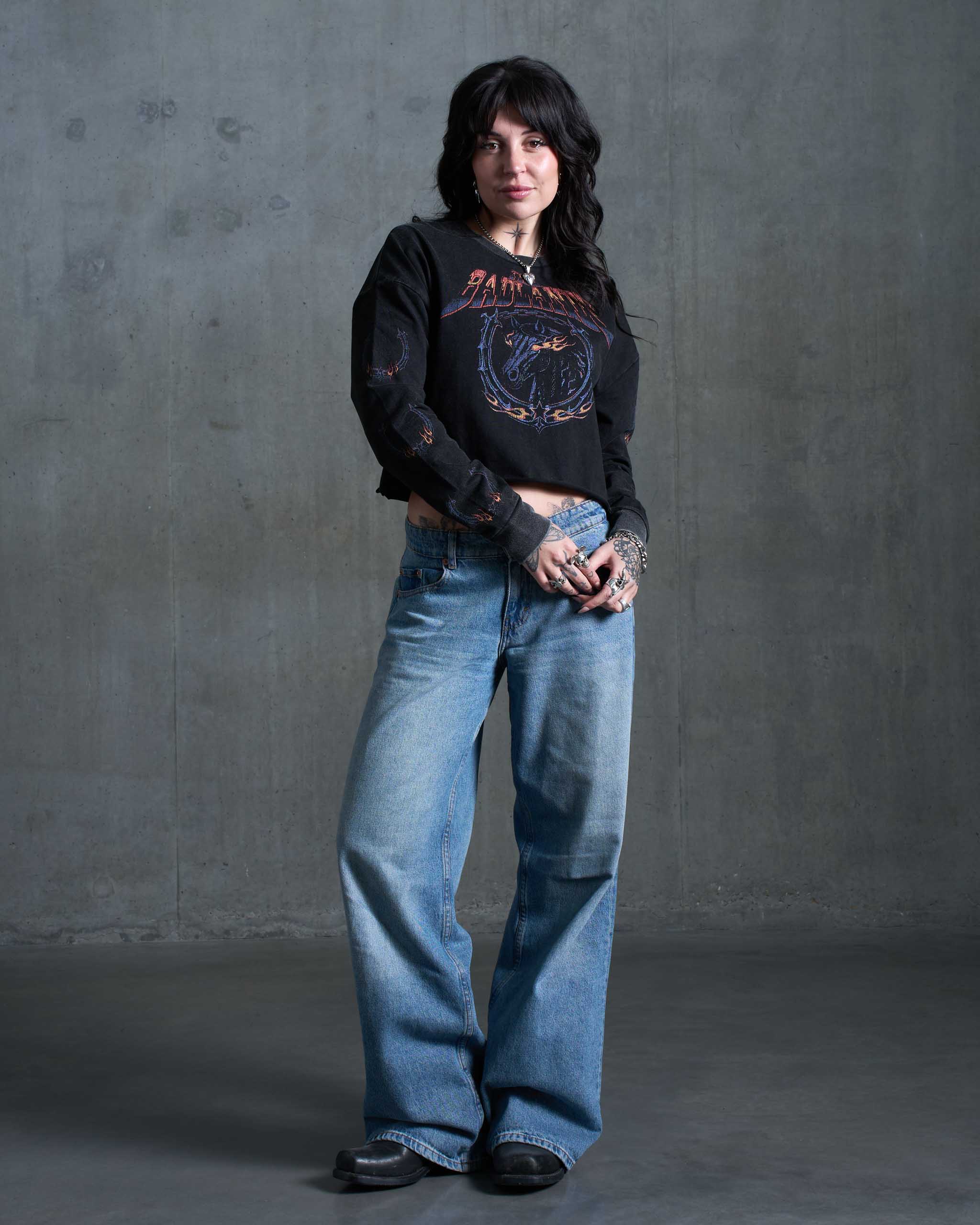 The Badlands Long Sleeve Cropped T-Shirt - Acid Wash